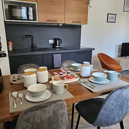 Apartman Les Elegantes Colonnes De La Place Saint Charles