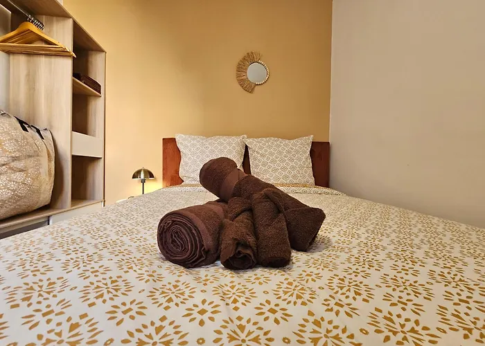 Apartment Les Elegantes Colonnes De La Place Saint Charles