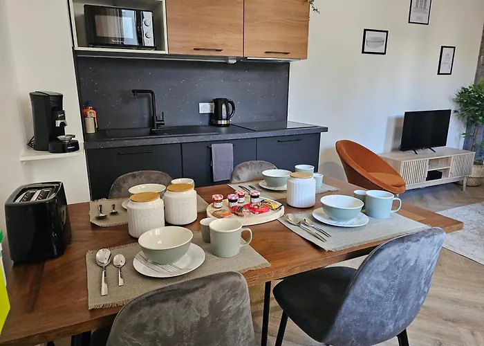 Apartment Les Elegantes Colonnes De La Place Saint Charles